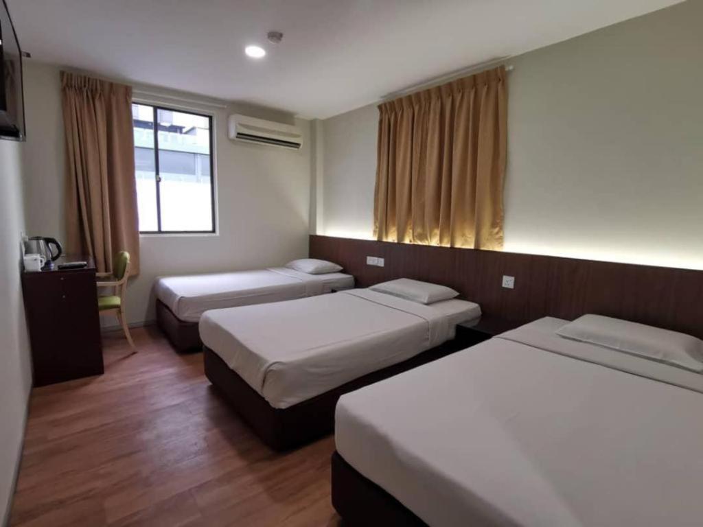 Hotel Holiday Kota Kinabalu Eksteriør bilde